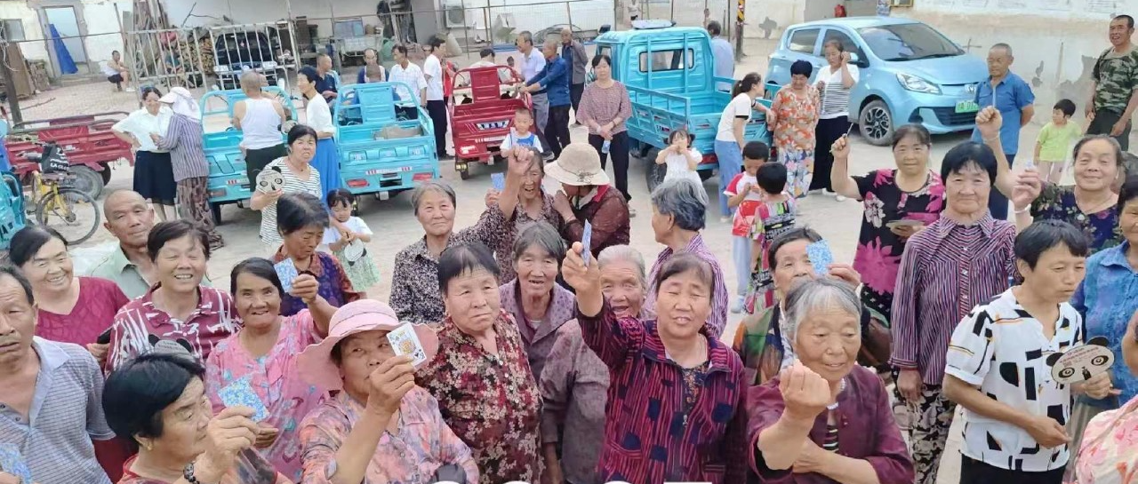 战高温酷暑抢任务达成致敬奋战一线的淮海人